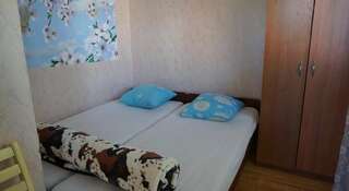 Гостиница Guest House v Sedrtse Koktebelya Коктебель Двухместный номер эконом-класса с 1 кроватью или 2 отдельными кроватями-2